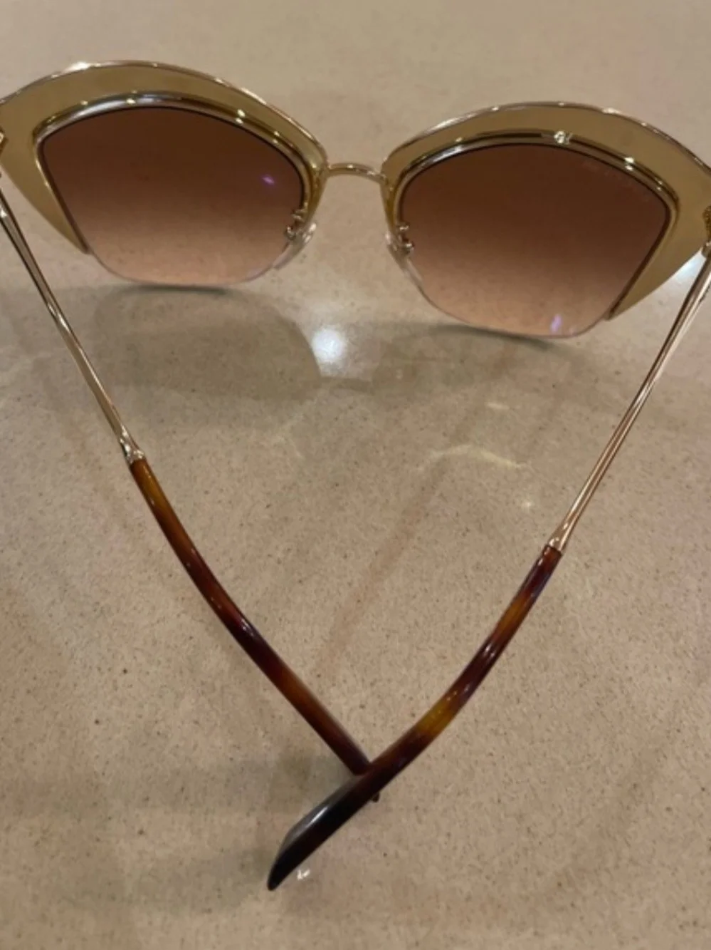 Authentic Gucci Cat-Eye Sunglasses with Pink Crystal Accents GG0114S